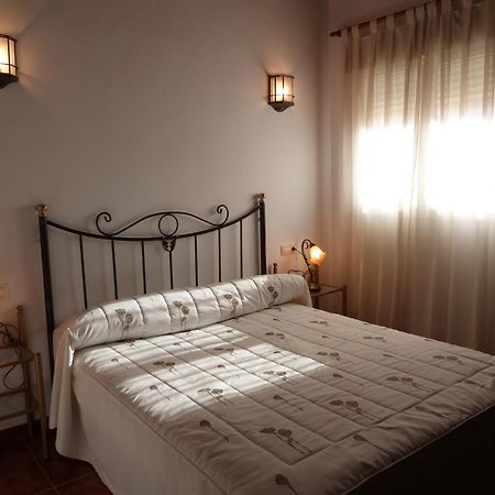 Hostal Restaurante Las Canteras Pedrera Eksteriør billede